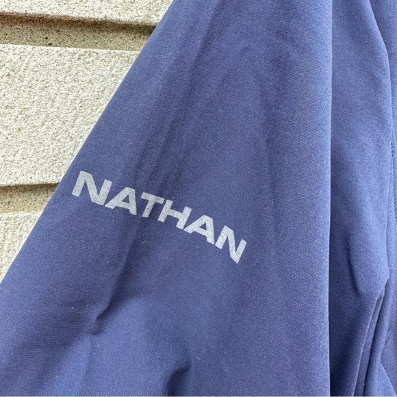 Nathan Tour Hooded Waterproof Jacket Peacoat Navy Blue Medium NWT - Picture 8 of 15